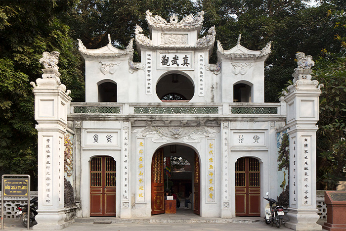 Quan Thanh Temple